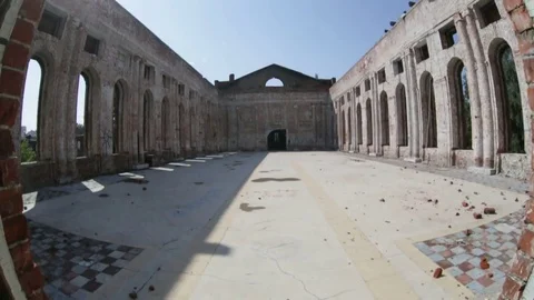 Destroyed brick building Video stock 79868218