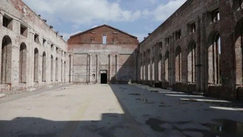 Destroyed brick building Video stock 79868239