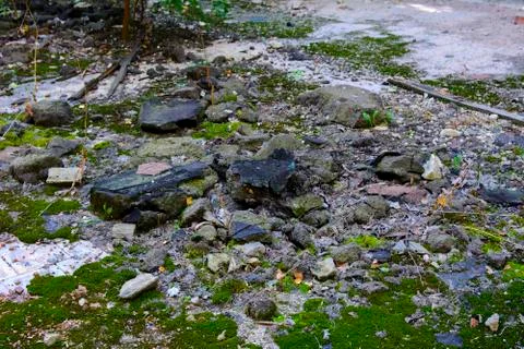 The destroyed building of the factory workshop, which worked for the defense Foto stock