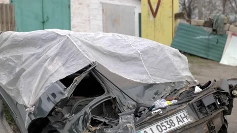 Destroyed car by Russian troops Vidéo 200127906