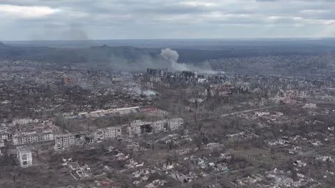 Destroyed Homes and Fires in Toretsk, Donbas, Ukraine - Drone View, March 2025 Stockbeeldmateriaal 302707710