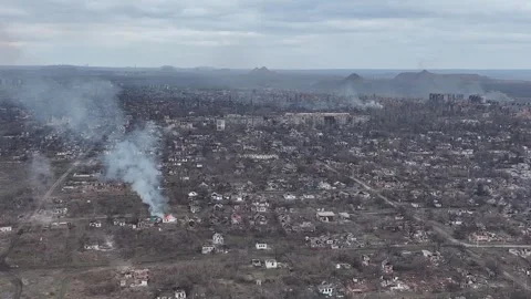 Destroyed Homes and Fires in Toretsk, Donbas, Ukraine - Drone View, March 2025 Stockbeeldmateriaal 303234927