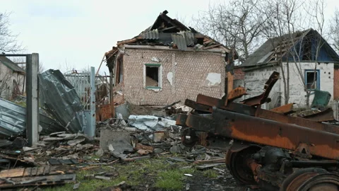 Destroyed house due to a Russian shell Видео 200786107