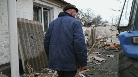 Destroyed house due to a Russian shell 動画素材 200914413