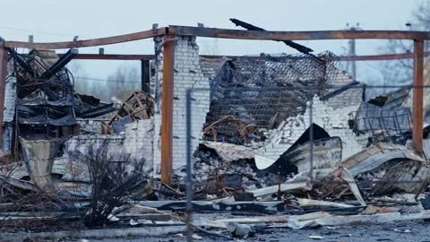 Destroyed house due to a Russian shell Vidéo 200922171