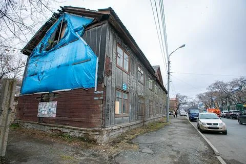 Destroyed pedestrian path. Foto stock