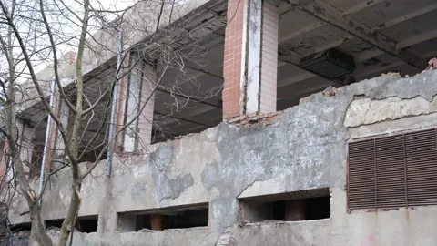 Destroyed school. Old abandoned building. Overhaul of the school Video stock 154383109