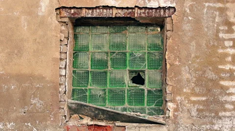 Destroyed by time and war buildings (42) 库存影片 48633104