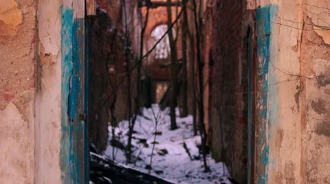 Destroyed by time and war buildings (59) 库存影片 48633274