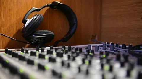 Detail with adjusting knobs on a professional audio mixer Stockbeeldmateriaal 67731428