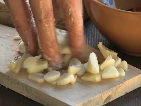 Detail of a Garlic handful Stockbeeldmateriaal 81007203