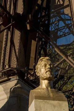 Detail of the structure of the Eiffel Tower detail of the structure of the... 写真素材