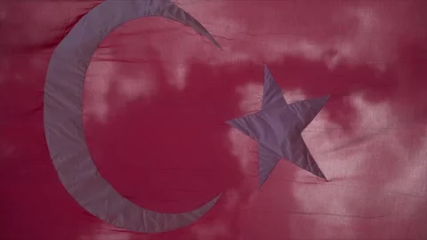 Detail view close to the Turkish flag Vídeos de archivo 148931388