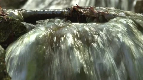 Detail with the water of a stream Stock Footage 140915274