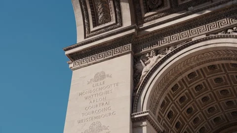 Detailed close up of Arc de Triomphe engravings and arch in Paris, 4K 库存影片 344972168