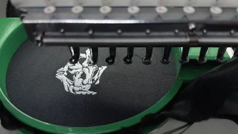 Detailed Close Up of Professional Computerized Multi-Head Embroidery Machin.. 스톡 동영상 332204912
