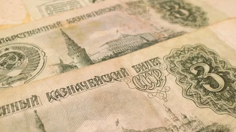 Detailed macro view of a 3-ruble Soviet banknotes (1961–1993) in motion. 스톡 동영상 301549344