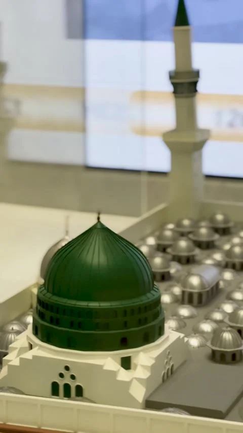 Detailed Scale Model of Al-Masjid an-Nabawi Exhibition Vidéo 337238532