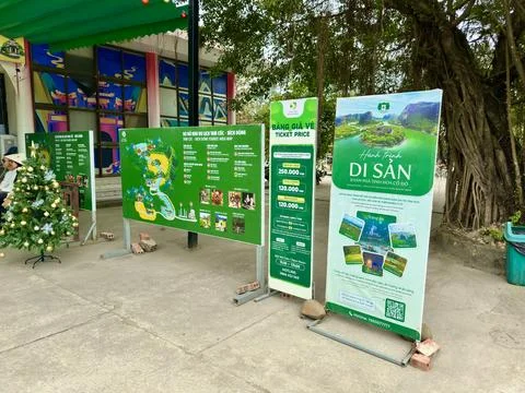 Detailed sightseeing map and navigation board for tourists at Tam Coc Bich Stock Photos