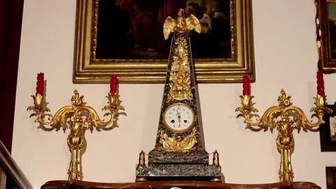 Details of an ancient golden clock Video stock 86711323