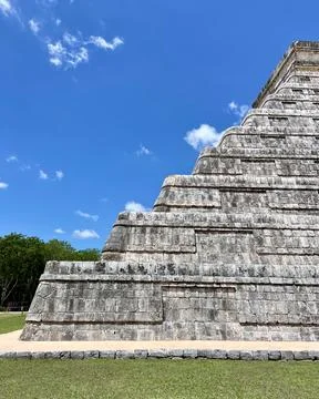 Details of Kukulkan Pyramid in Chichen Itza, Yucatan, Mexico. Stock Photos