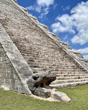 Details of Kukulkan Pyramid in Chichen Itza, Yucatan, Mexico. Stock Photos