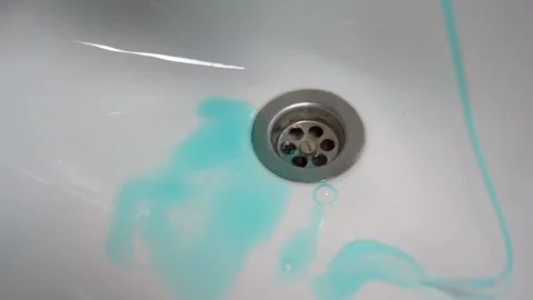 Detergent for cleaning ceramic sinks Stock-Footage 168364265