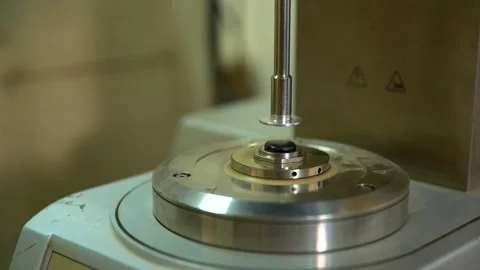 Determination of bitumen penetration value comparison and performance testi.. Video stock 329211082