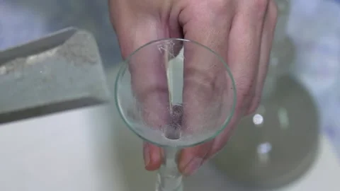 Determination of the density of soil particles. Video stock 104943315