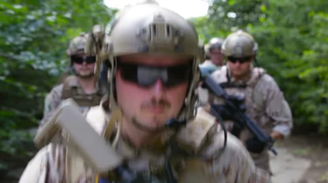 Determined soldiers Vidéo 28525540