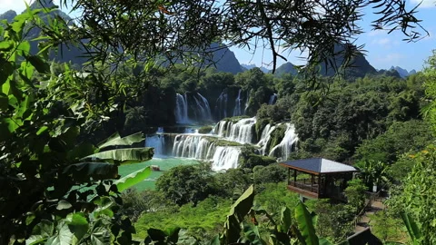 Detian Waterfall Stockbeeldmateriaal 145856732