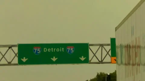 Detroit Interstate 75 Freeway Sign(HD) Stock Footage 11330935