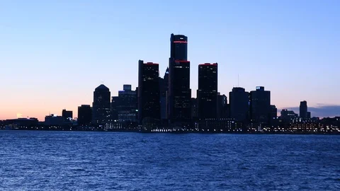 Detroit Skyline Sunset "Blue Hour" from Windsor Parkway U.S.-Canada Border 動画素材 127191853