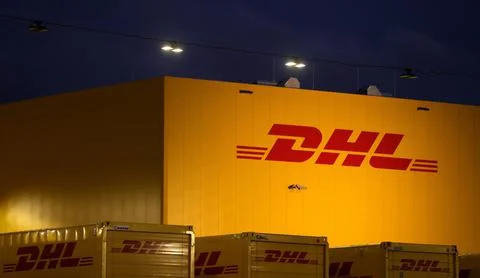 Deutsche Post DHL mega parcel centre in Bochum, Germany - 04 Dec 2020 Stockfoto's