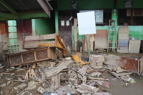 Devastating Aftermath of a Flood with Mud and Debris Foto stock