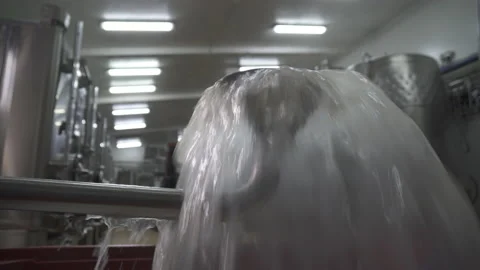 Devastating a bowl and march of loading in the press, with marc pump. Close up. Stock Footage 153813446