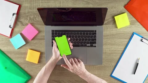 The developer is showing the programming courses green screen mockup concept. Stock Footage 205395934