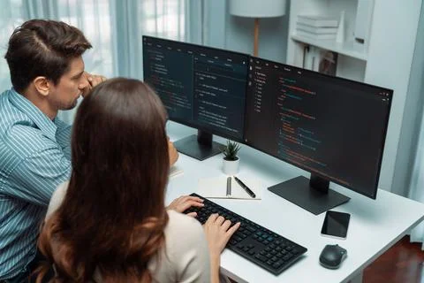 Developers program coding discussing website planning software. Postulate. Foto stock