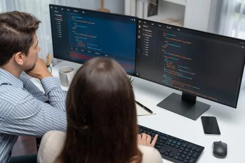 Developers program coding discussing website planning software. Postulate. Foto stock