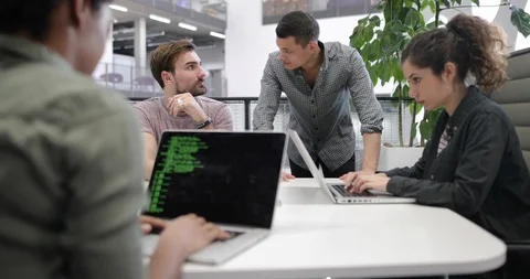Developers working in an office Stock Footage 86816554