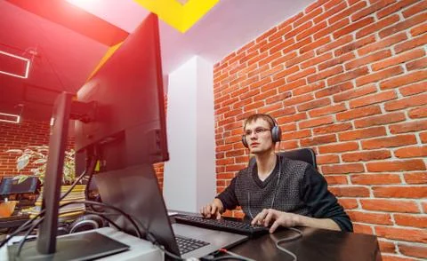 Developing programming and coding technologies. Website design. Programmer Stock-Fotos