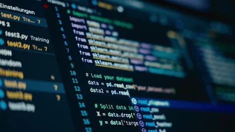 Developing Software Code on a Computer Monitor Screen in a Dark Office 库存影片 331164837