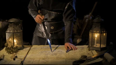 Developing sword fighting strategy on the map. 스톡 동영상 199203572