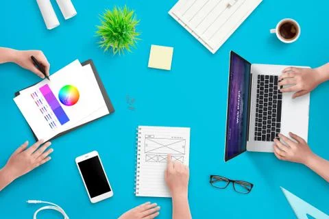 Development team work on user interface web project. Concept of work space. T Foto stock