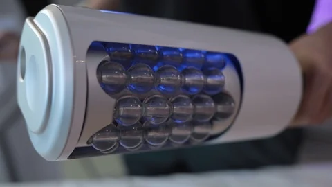 The device for anti-cellulite massage in the spa. Video stock 120633797