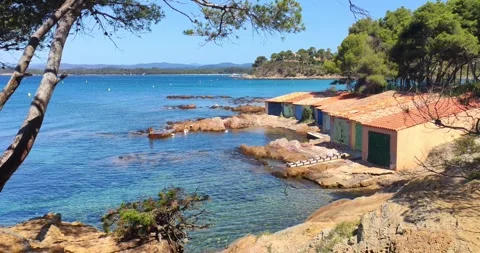 Devil Point between Cabasson and Brégançon beaches in Bormes-les-Mimosas Video stock 248497236