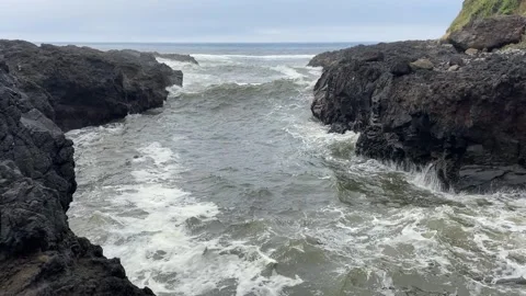 Devil's Churn Oregon Coast waves Stock Footage 329453574