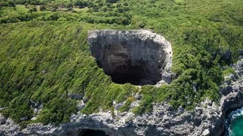 Devil's hole filmed with a drone, Marie-Galante Guadeloupe Vídeos de archivo 244116205