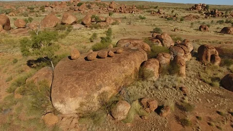 Devils Marbles Qutback Australia 1 스톡 동영상 90785840