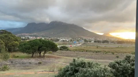 Devil’s Peak mountain in Cape Town, South Africa. Stock Footage 336800036